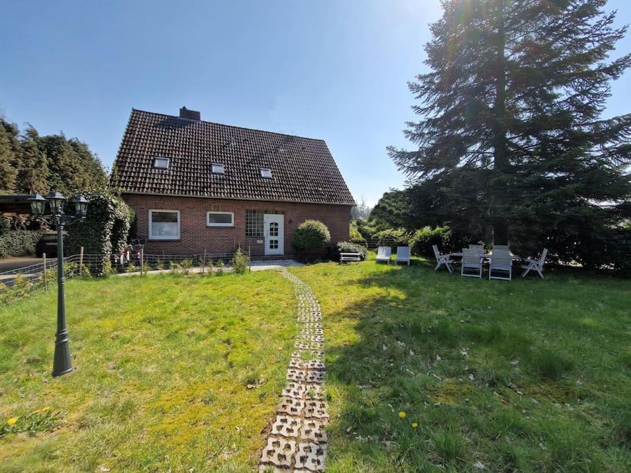 Gemuetliche Wohnung Direkt Am Kuestenkanal! Wardenburg Exterior photo
